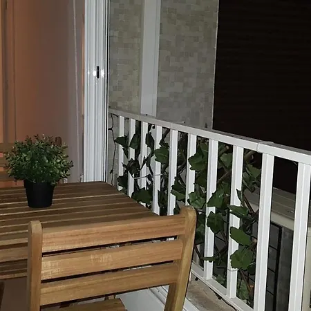 La Parada Sant Domingo 1 *